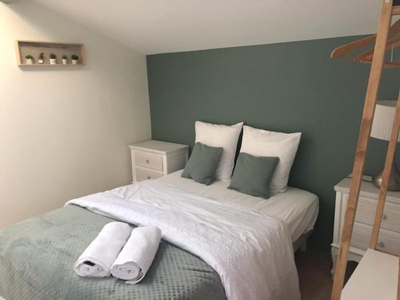 Studio Cosi Bed & Breakfast Saint-Andre-de-Corcy Екстериор снимка